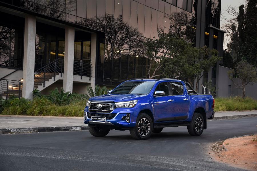  Toyota Hilux Legende 50 Double Cab 2019 года  (ZA) (фото 23 из 43)